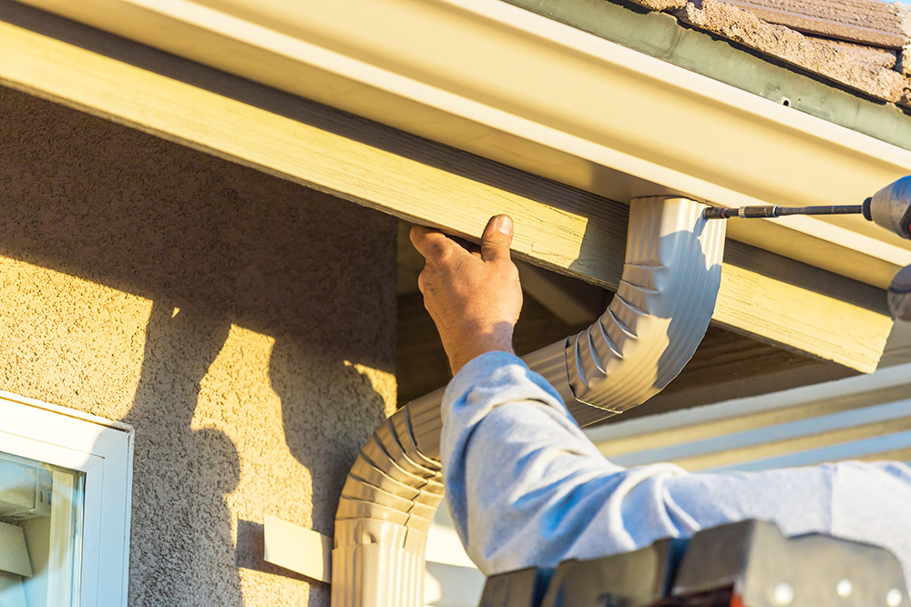 aluminum gutters-1